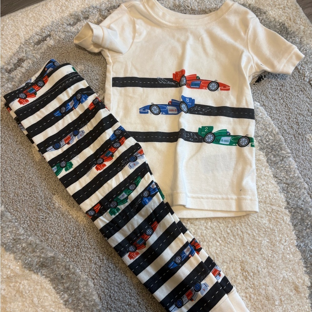 🐻 OLD NAVY RACE CAR PAJAMA